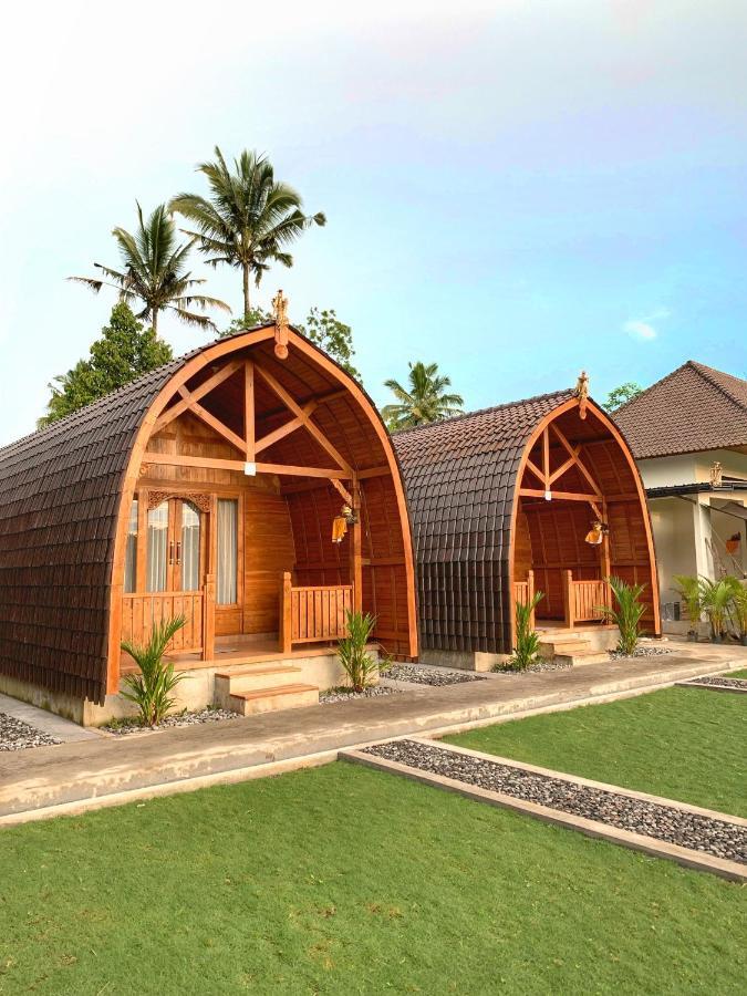 Besakih Homestay & Villa Buitenkant foto
