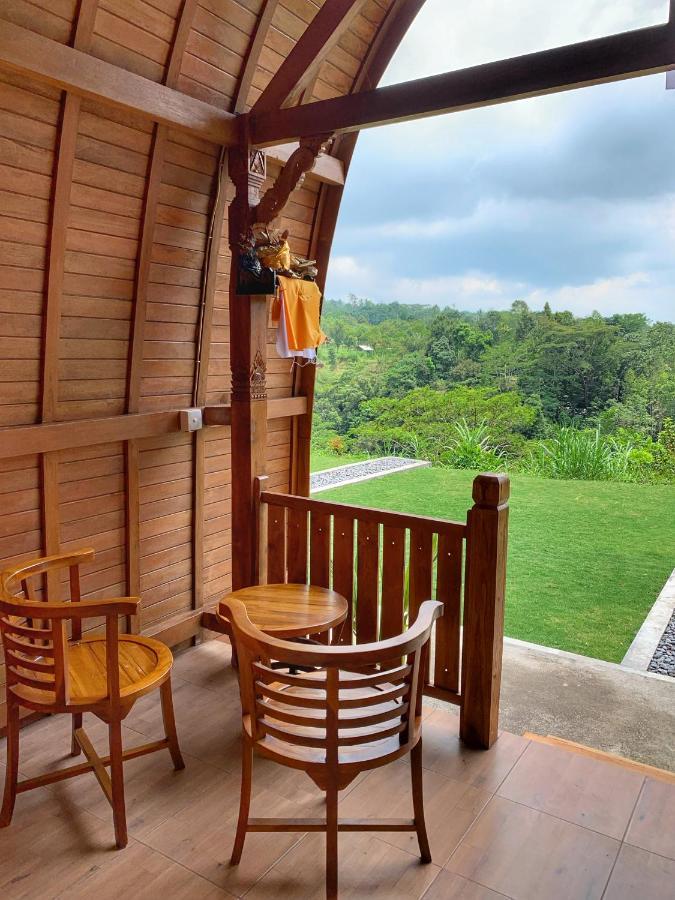 Besakih Homestay & Villa Buitenkant foto