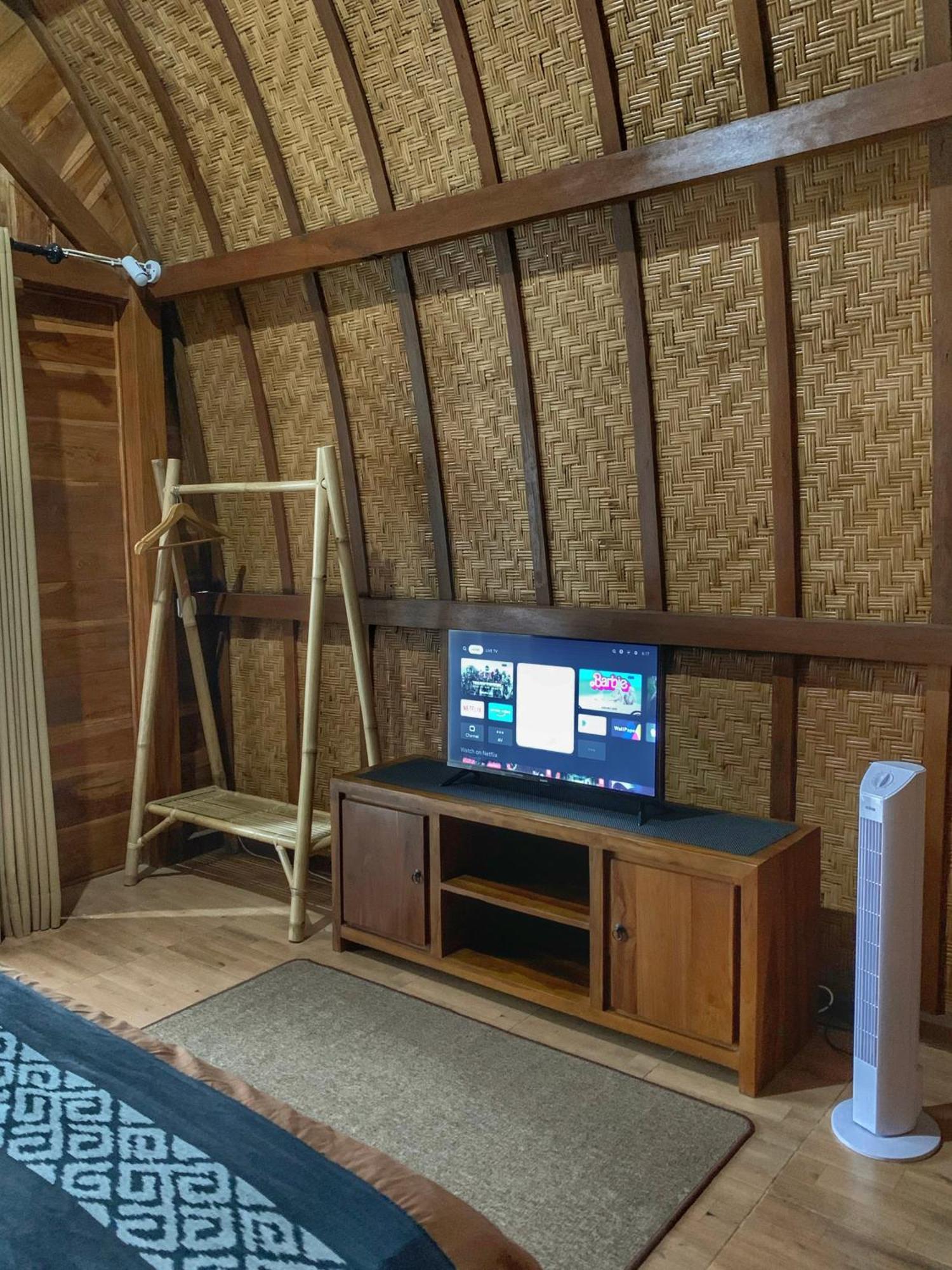 Besakih Homestay & Villa Buitenkant foto