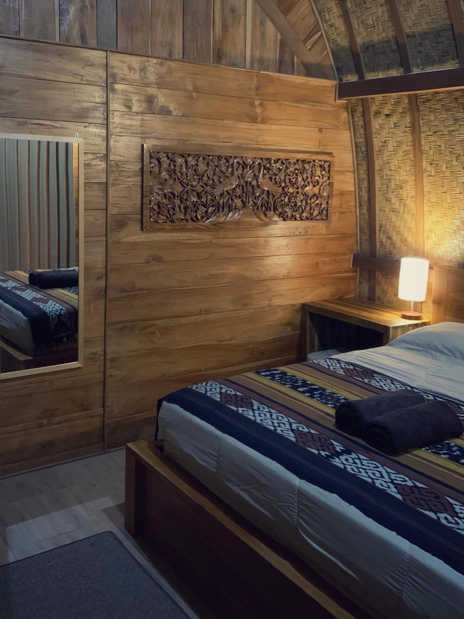 Besakih Homestay & Villa Buitenkant foto
