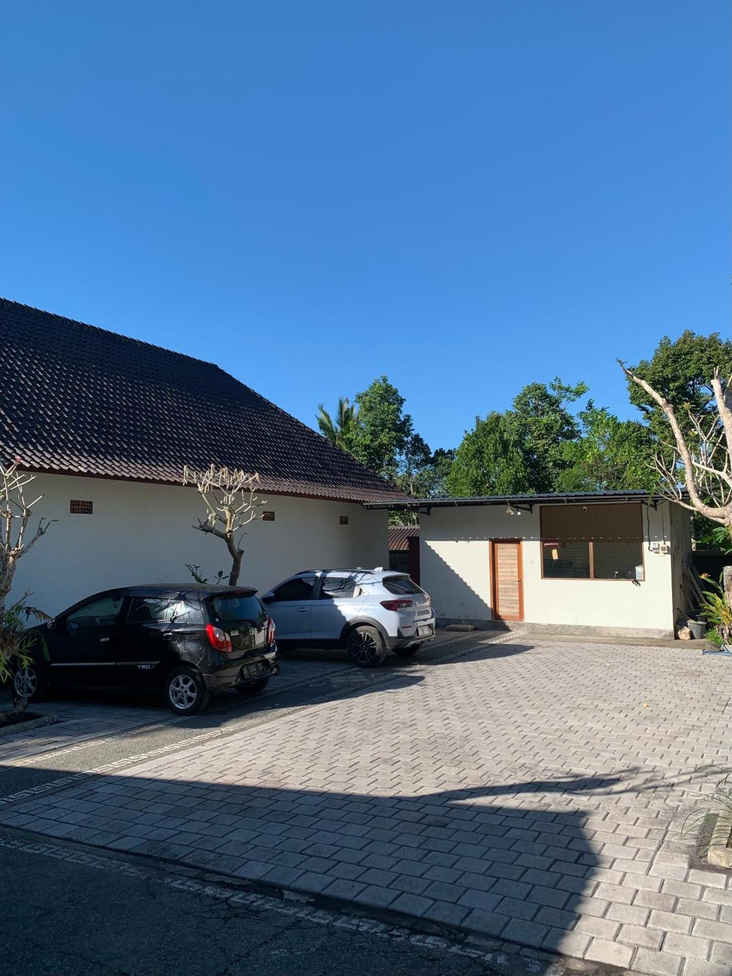 Besakih Homestay & Villa Buitenkant foto